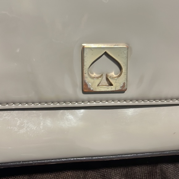 Authentic Patent Leather Kate Spade cross body bag - Picture 3 of 4